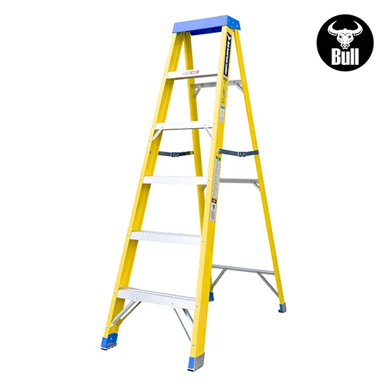 ESCALERA FIBRA SIMPLE ACCESO 6 PASOS 113KG 1.83m FTS113-6I AMERICAN BULL