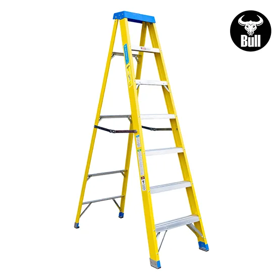 ESCALERA FIBRA SIMPLE ACCESO 7 PASOS 113KG 2.13m FTS113-7I AMERICAN BULL